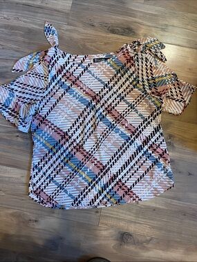 New York & Company Pink Multi-Color Plaid split sleeve Tie-Shoulder Blouse
